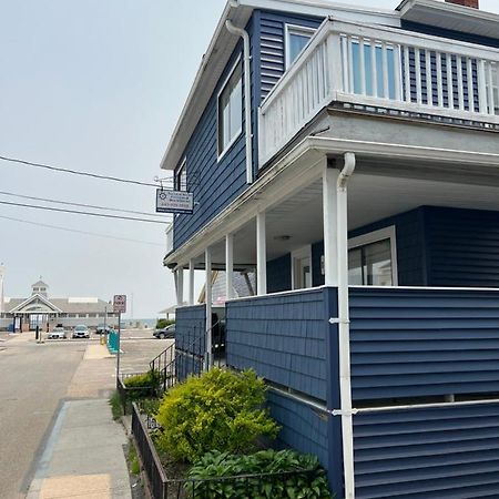 Nautical Beach Apartments Hampton Exterior photo